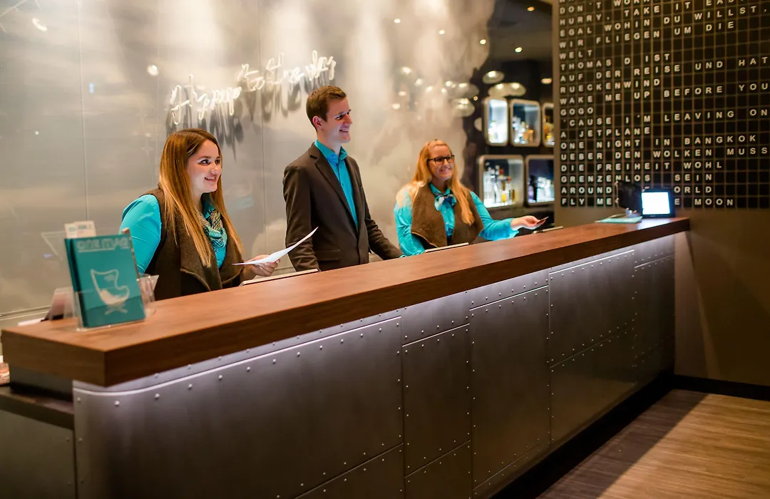 Motel One Frankfurt Airport-1